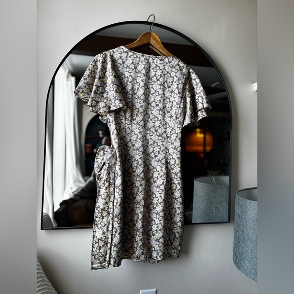 Dress forum | FLORAL SATIN MINI DRESS | size small - Picture 4 of 4